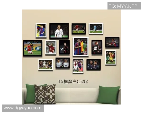 足球明星壁纸相框打造个性化家居装饰提升生活品质与品位